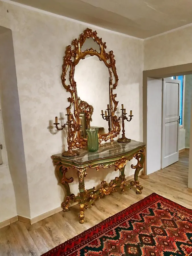 Villa Casale Storico Enzo Castelnuovo del Garda 0*,